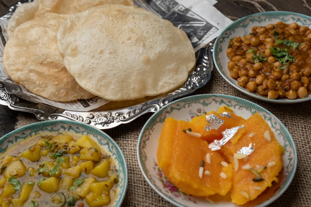 Halwa Poori